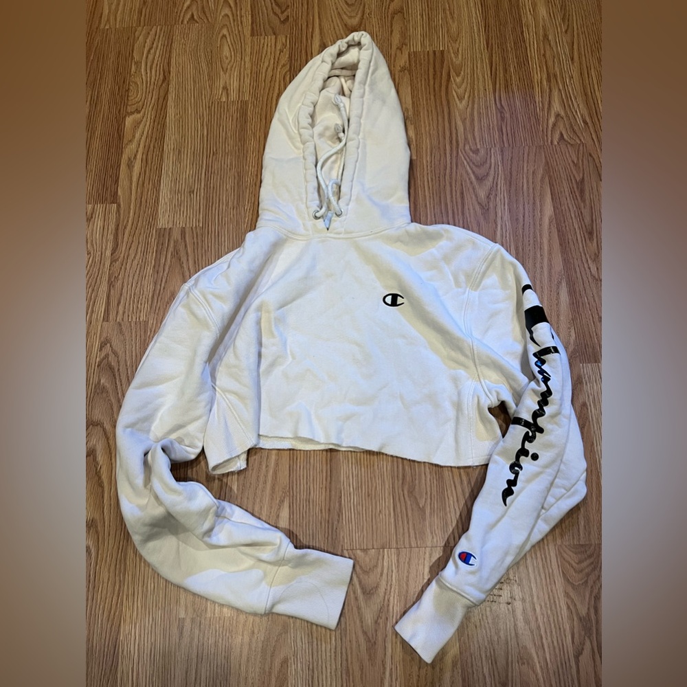 Women’s Cropped Champion Sweatshirt size XSmall